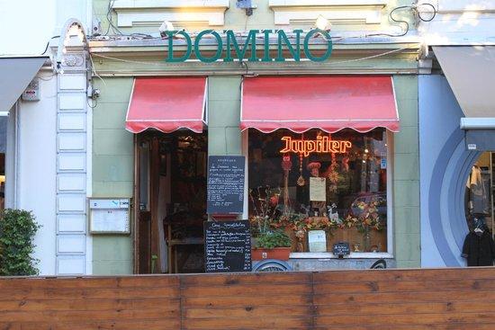 Domino